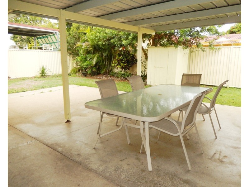 1 Cunningham Court, Golden Beach QLD 4551