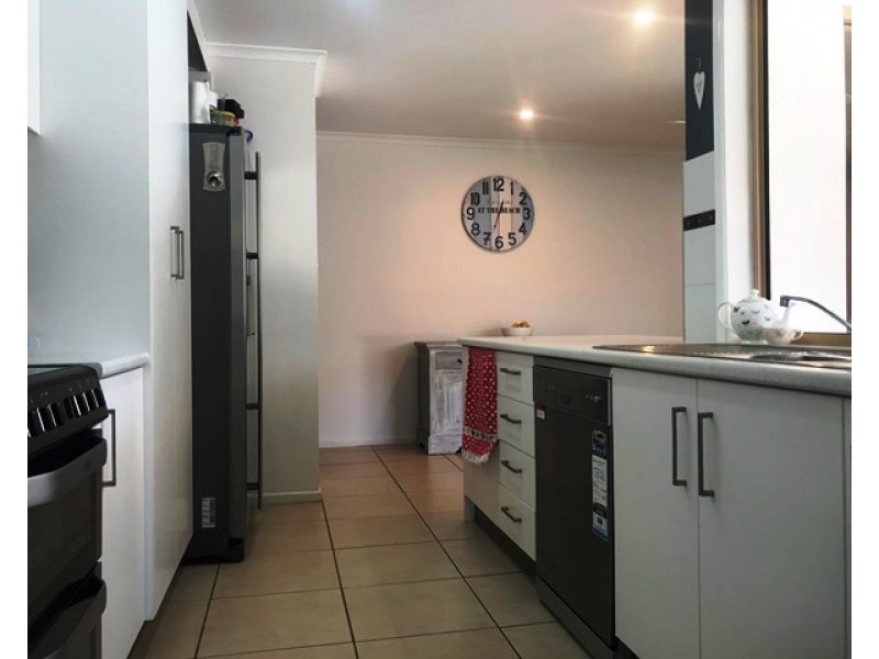 1 Nooree Street, Wurtulla QLD 4575