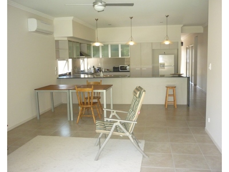 84 Westminster Avenue, Golden Beach QLD 4551