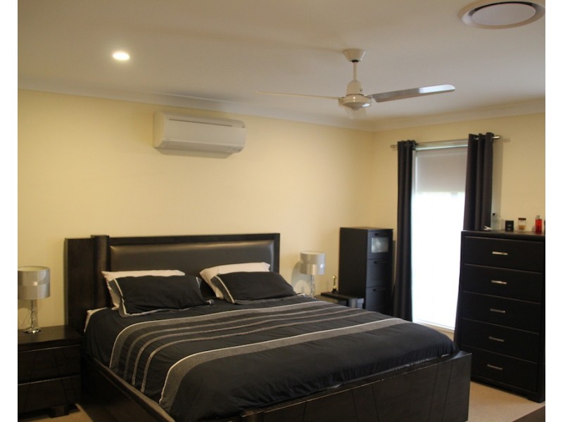 10 Lockyer Place, Pelican Waters QLD 4551