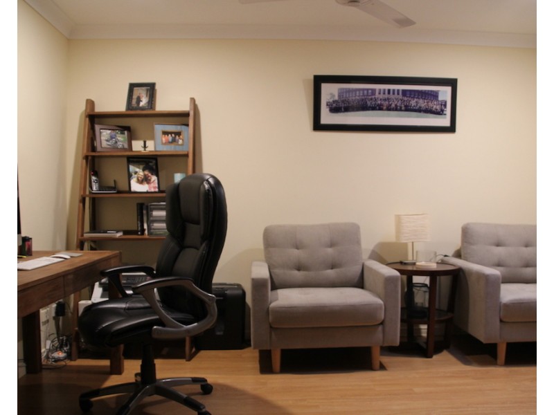 10 Lockyer Place, Pelican Waters QLD 4551