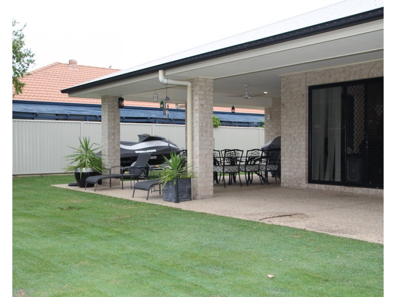 10 Lockyer Place, Pelican Waters QLD 4551