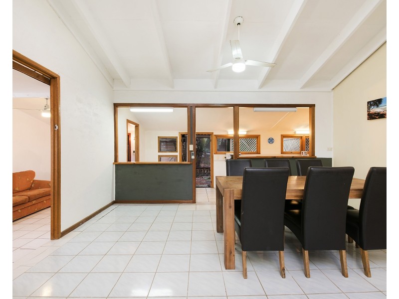 8 Sutherland Street, Dicky Beach QLD 4551