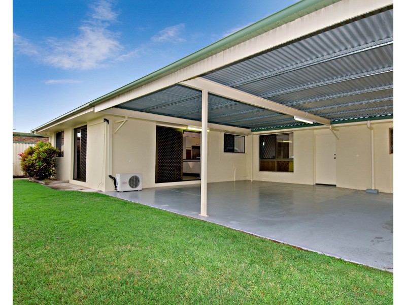 11 Cunningham Court, Golden Beach QLD 4551