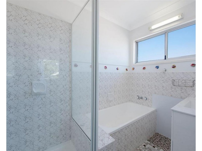 9 Elizabeth Street, Dicky Beach QLD 4551