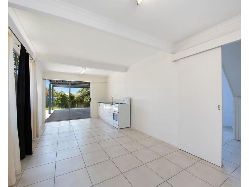 9 Elizabeth Street, Dicky Beach QLD 4551