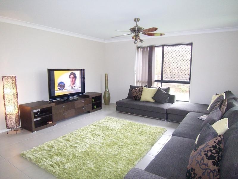 9 Cannon Lane, Little Mountain QLD 4551