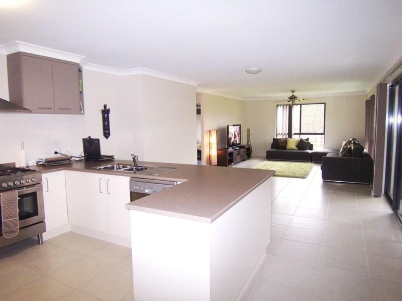 9 Cannon Lane, Little Mountain QLD 4551