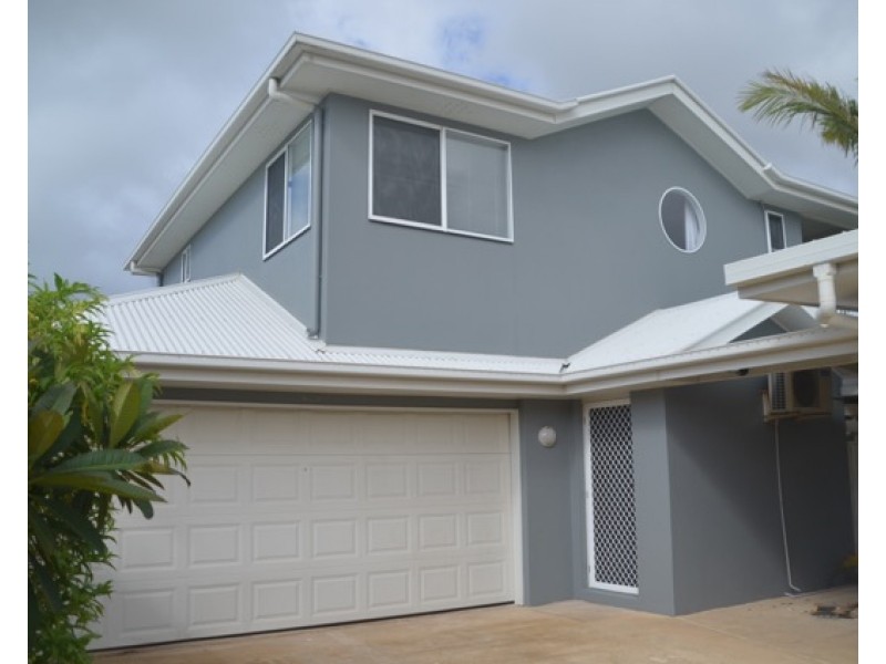 12 Park Street, Caloundra QLD 4551