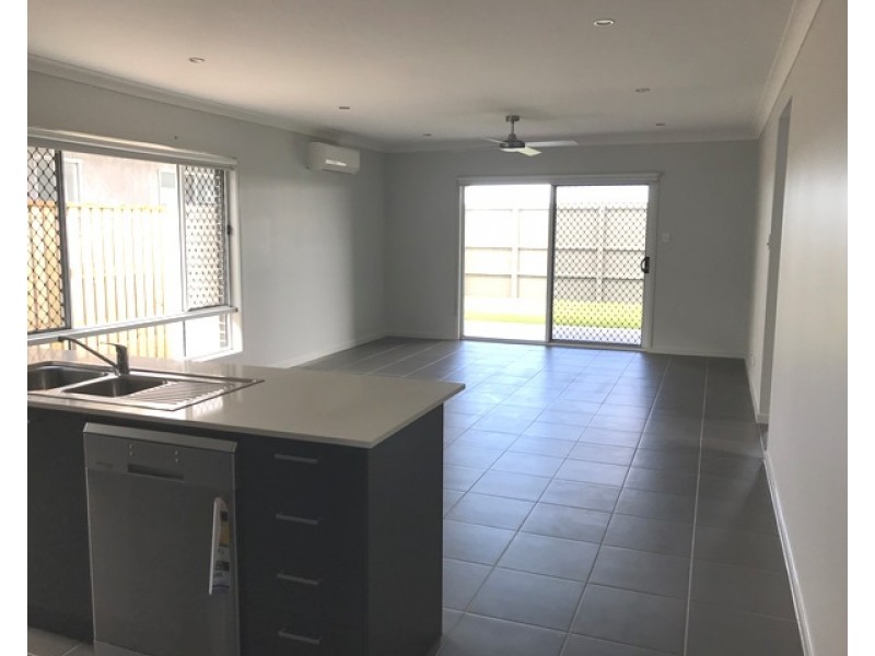 2 Haskins Street, Caloundra West QLD 4551