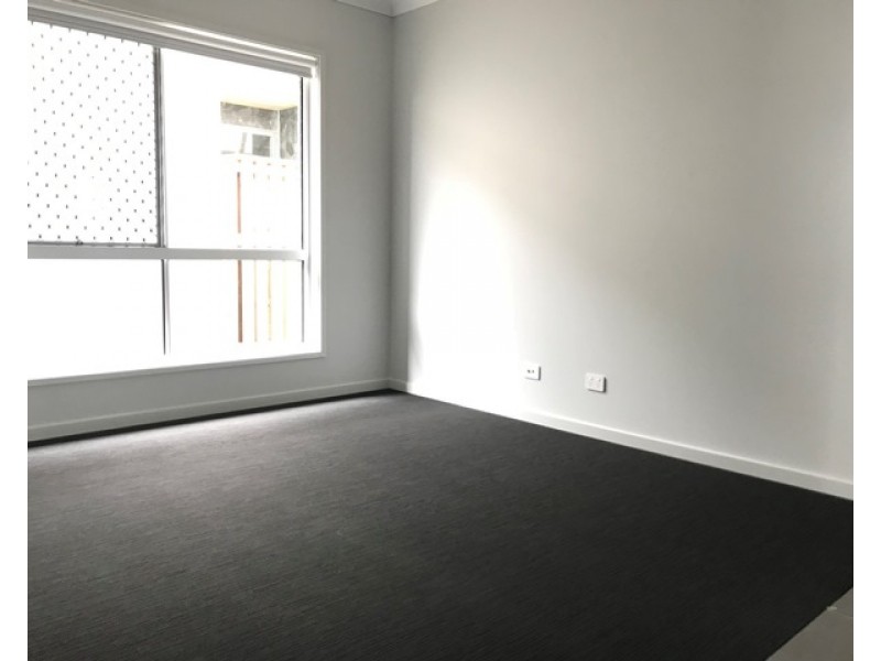 2 Haskins Street, Caloundra West QLD 4551