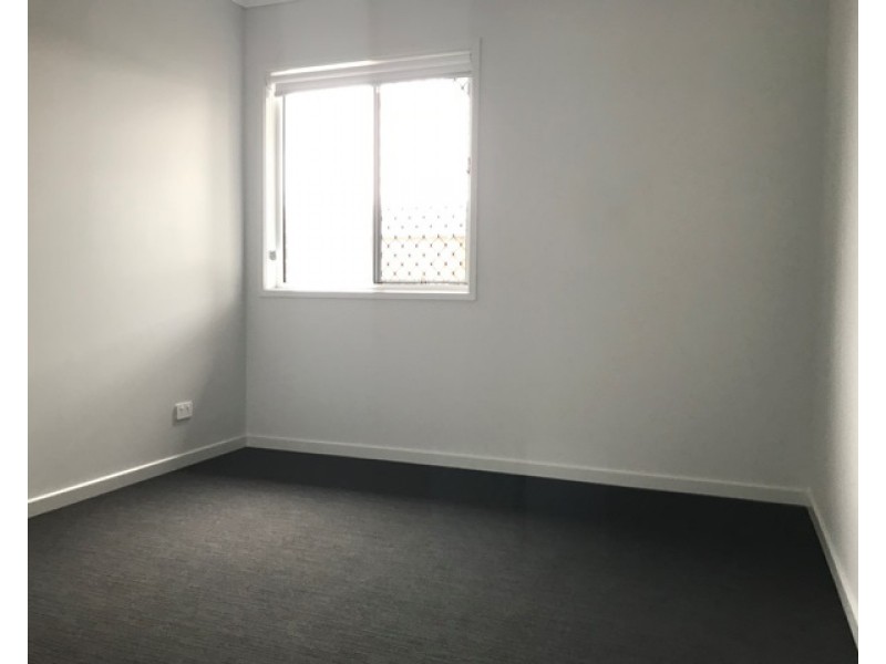 2 Haskins Street, Caloundra West QLD 4551