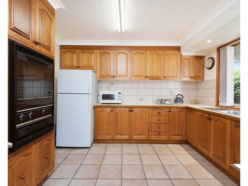 17 Mulloka Esplanade, Wurtulla QLD 4575