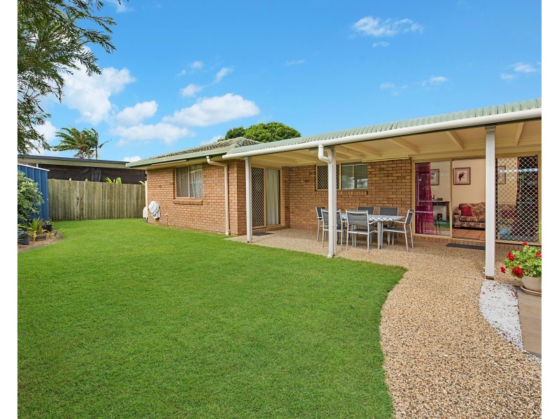 17 Mulloka Esplanade, Wurtulla QLD 4575