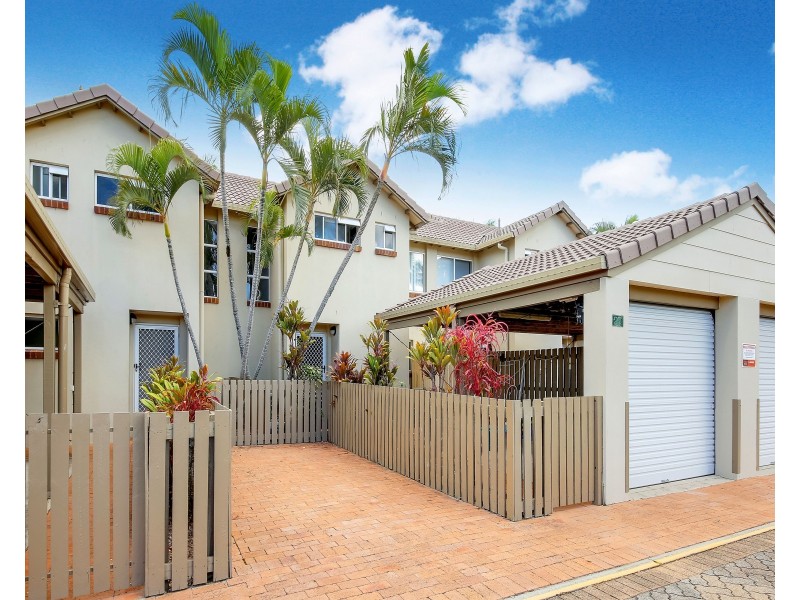 Unit 27/2 Landsborough Parade, Golden Beach QLD 4551