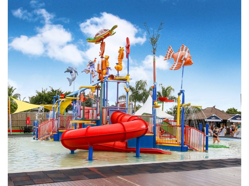 Unit 27/2 Landsborough Parade, Golden Beach QLD 4551