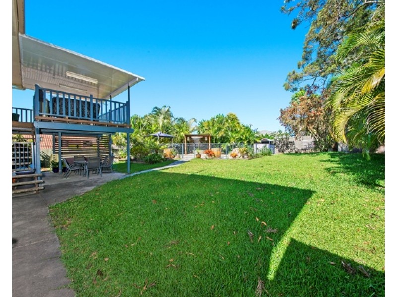 19 Albatross Avenue, Caloundra QLD 4551