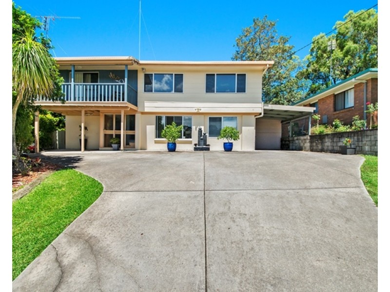 19 Albatross Avenue, Caloundra QLD 4551
