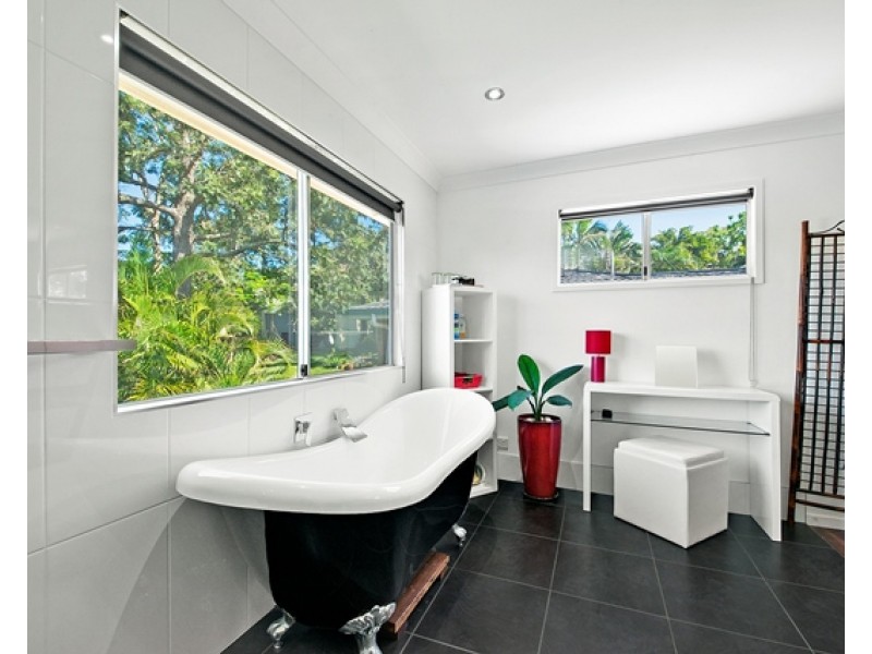 19 Albatross Avenue, Caloundra QLD 4551