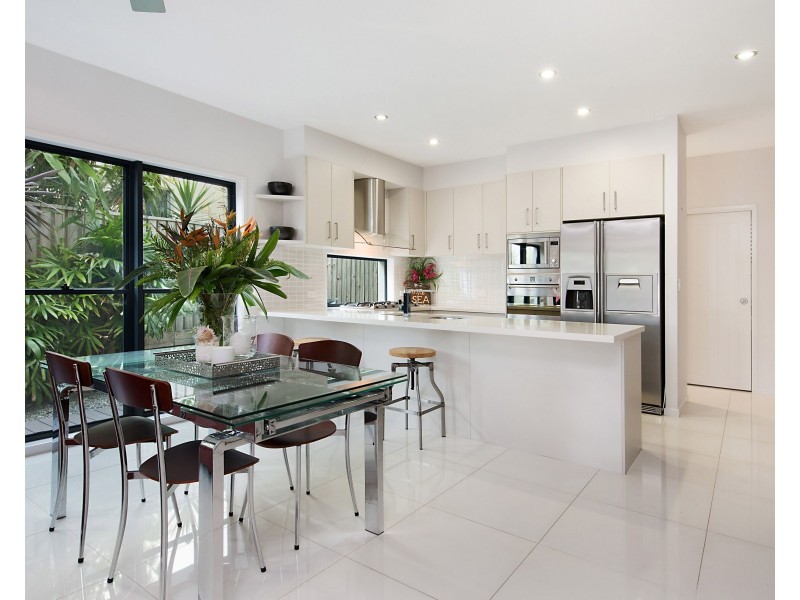 24 Dicky Beach Close, Dicky Beach QLD 4551