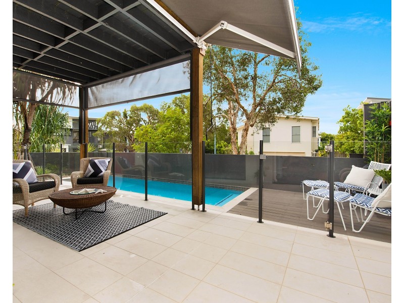 24 Dicky Beach Close, Dicky Beach QLD 4551