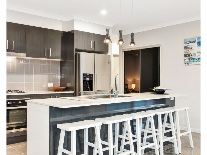 20 Ruby Crescent, Meridan Plains QLD 4551