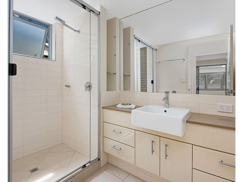 Unit 6/16 Orvieto Terrace, Kings Beach QLD 4551