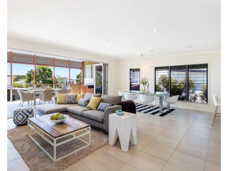 17 Dicky Beach Close, Dicky Beach QLD 4551