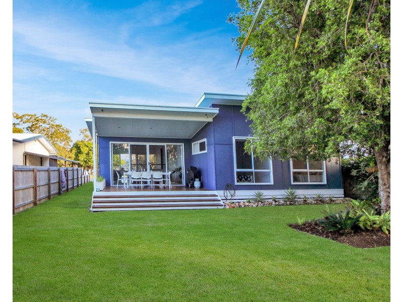 174 Esplanade, Golden Beach QLD 4551