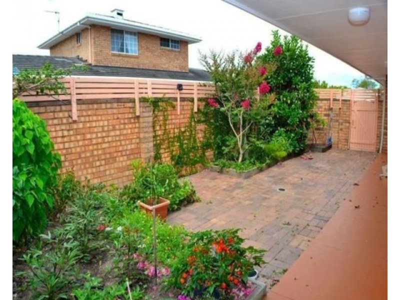 13/2 Lyon Street, Dicky Beach QLD 4551