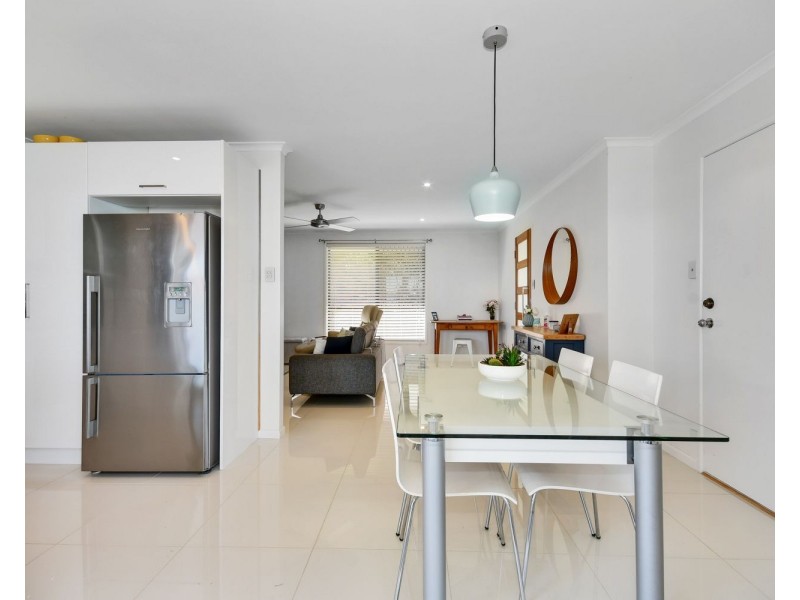 46 Enfield Crescent, Battery Hill QLD 4551