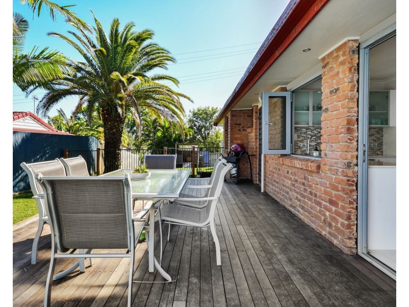 46 Enfield Crescent, Battery Hill QLD 4551