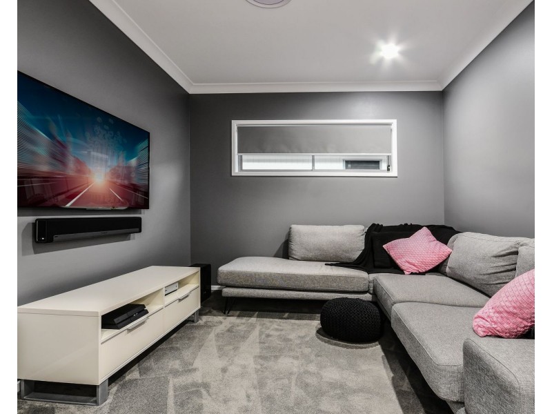 9 Dunlop Crescent, Caloundra West QLD 4551