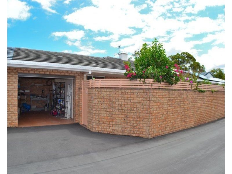 13/2 Lyon Street, Dicky Beach QLD 4551