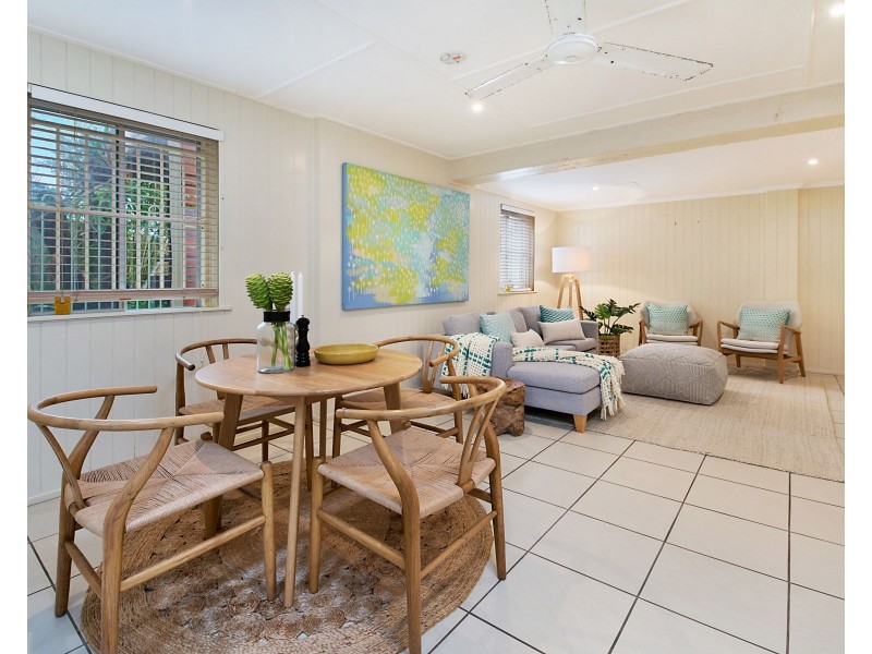 4 McIlwraith Street, Moffat Beach QLD 4551