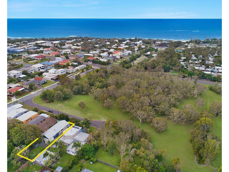 12 Coolum Street North, Dicky Beach QLD 4551