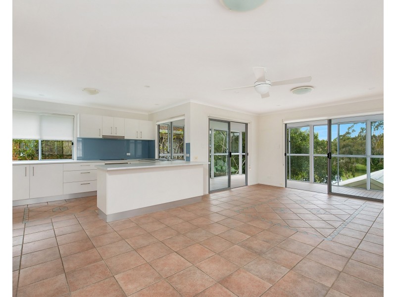 12 Coolum Street North, Dicky Beach QLD 4551
