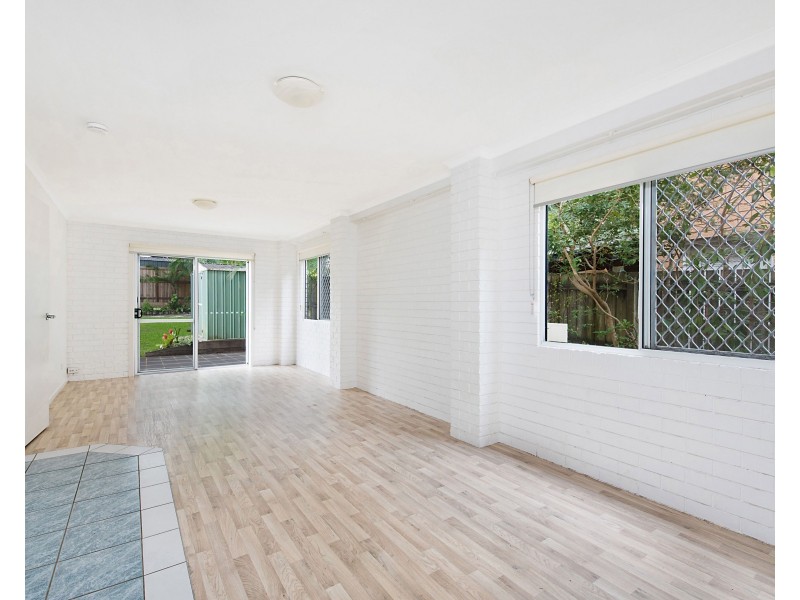 12 Coolum Street North, Dicky Beach QLD 4551