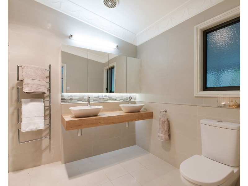 495 Glenview Road, Glenview QLD 4553