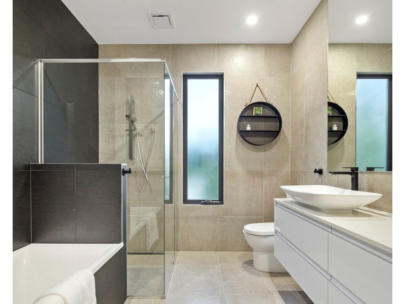 18 Dawson Parade, Buderim QLD 4556
