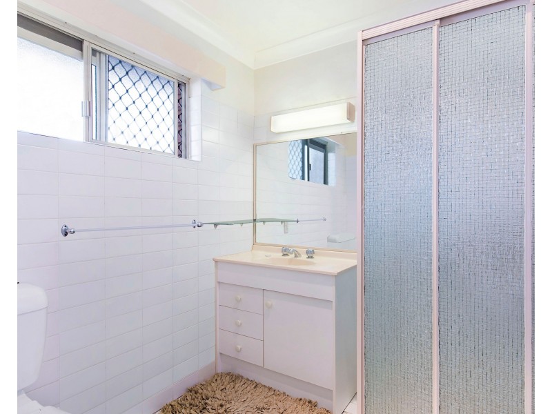 170 Golden Beach Esplanade, Golden Beach QLD 4551