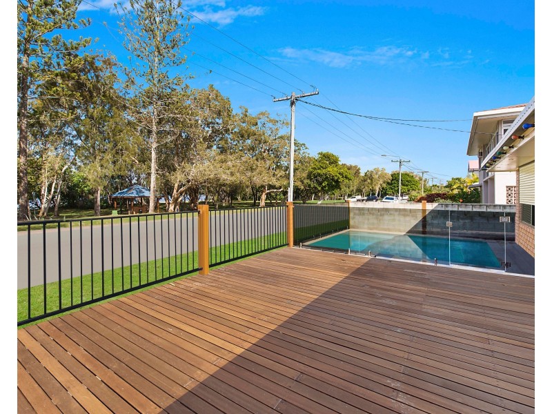 170 Golden Beach Esplanade, Golden Beach QLD 4551