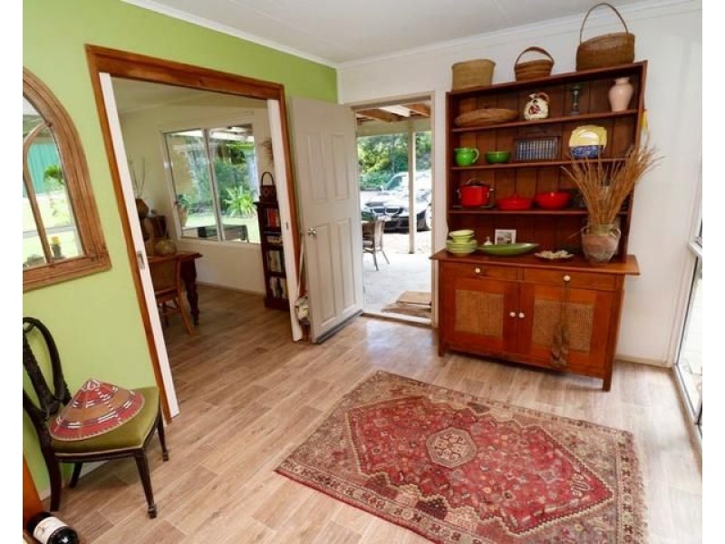32 Whites Road, Landsborough QLD 4550