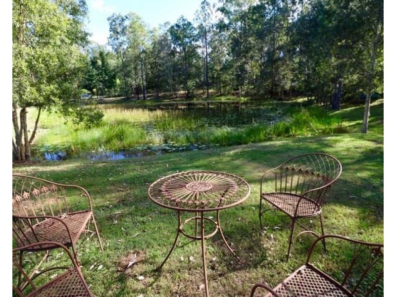 32 Whites Road, Landsborough QLD 4550