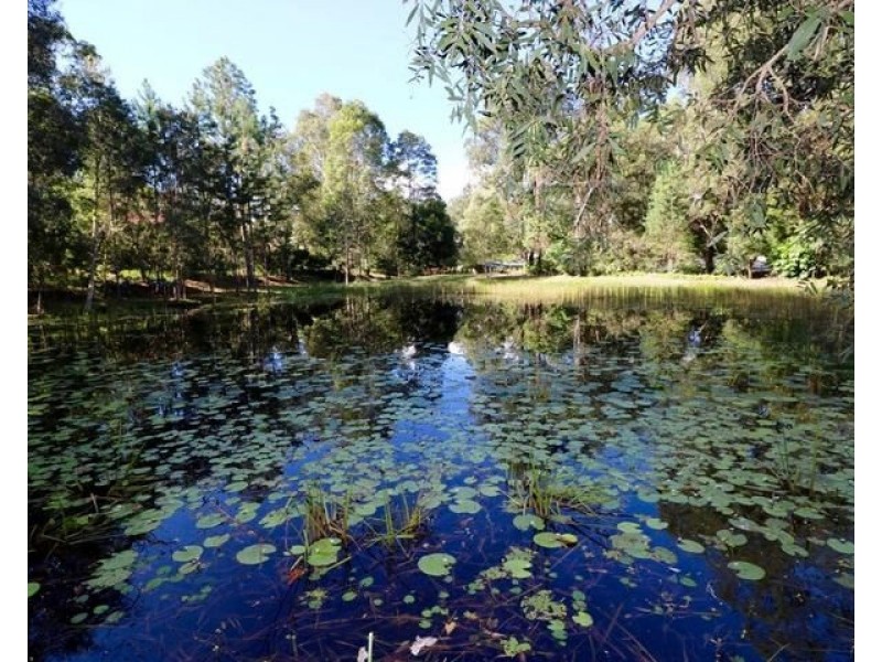 32 Whites Road, Landsborough QLD 4550