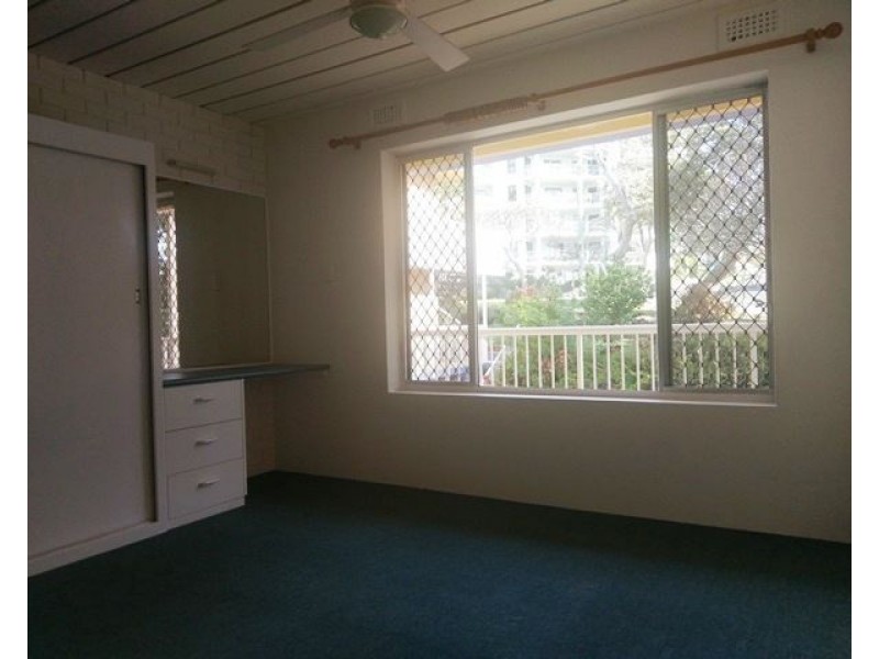 1/1 Warne Terrace, Kings Beach QLD 4551