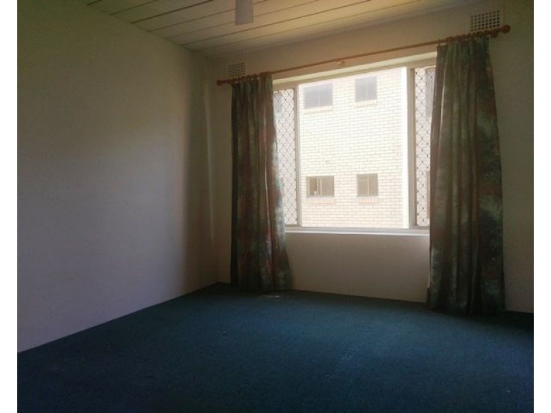 1/1 Warne Terrace, Kings Beach QLD 4551