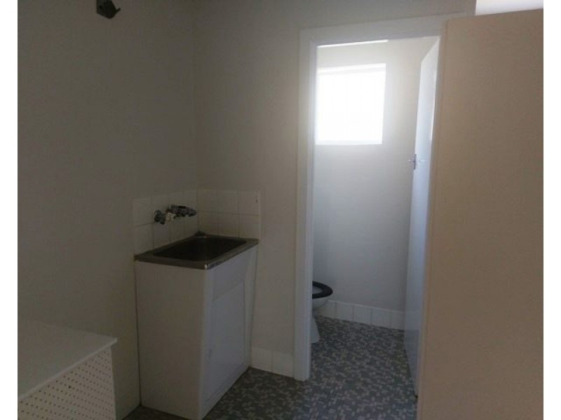 1/1 Warne Terrace, Kings Beach QLD 4551