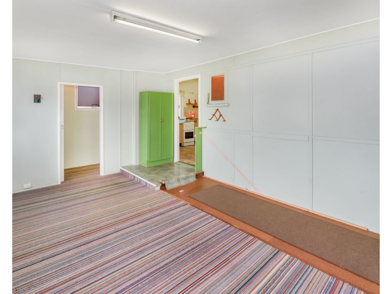 20 Kennedy Parade, Golden Beach QLD 4551