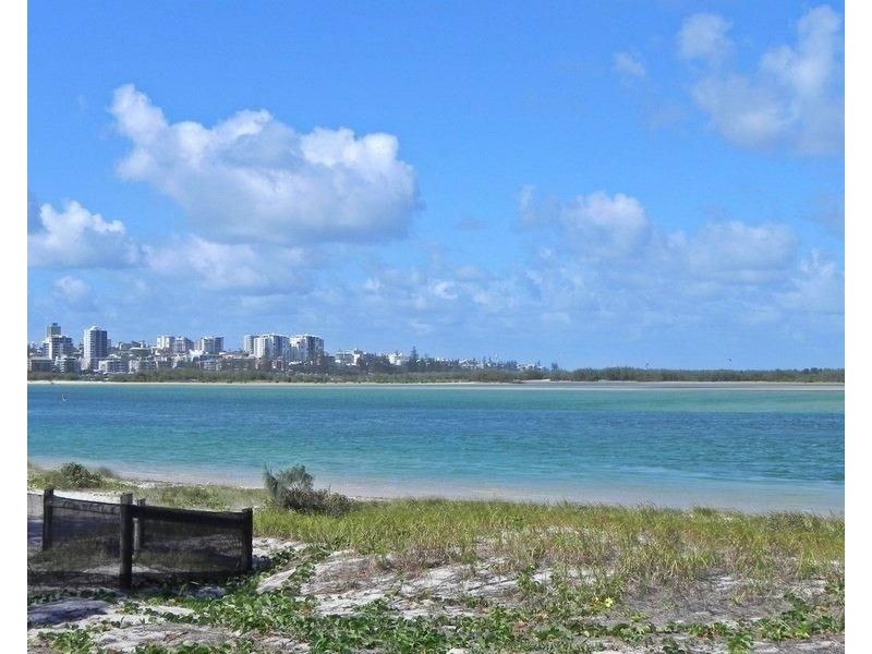 20 Kennedy Parade, Golden Beach QLD 4551